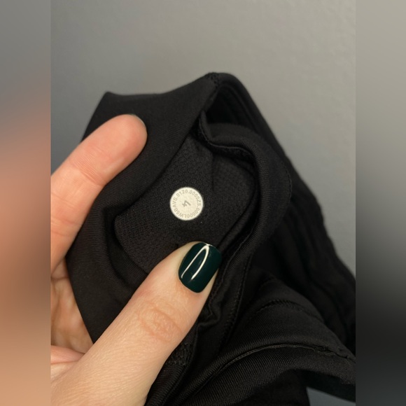 LULULEMON : Cropped legging | Size 4 - Picture 11 of 11